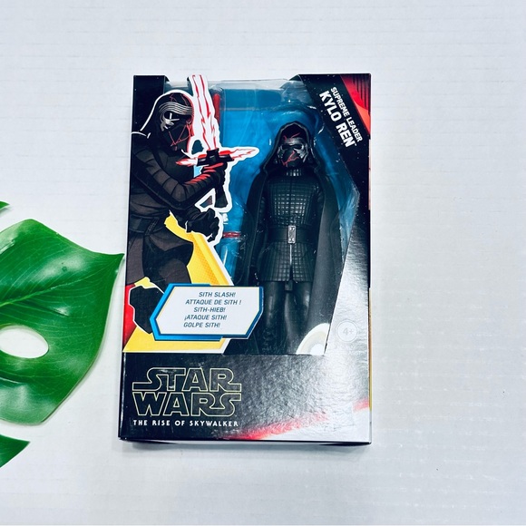 Star Wars Kylo Ren The Rise of Skywalker 12” - Picture 4 of 9
